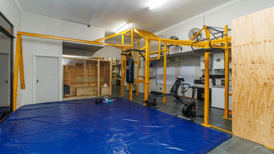 5 Bedroom Property for Sale in Winelands Western Cape